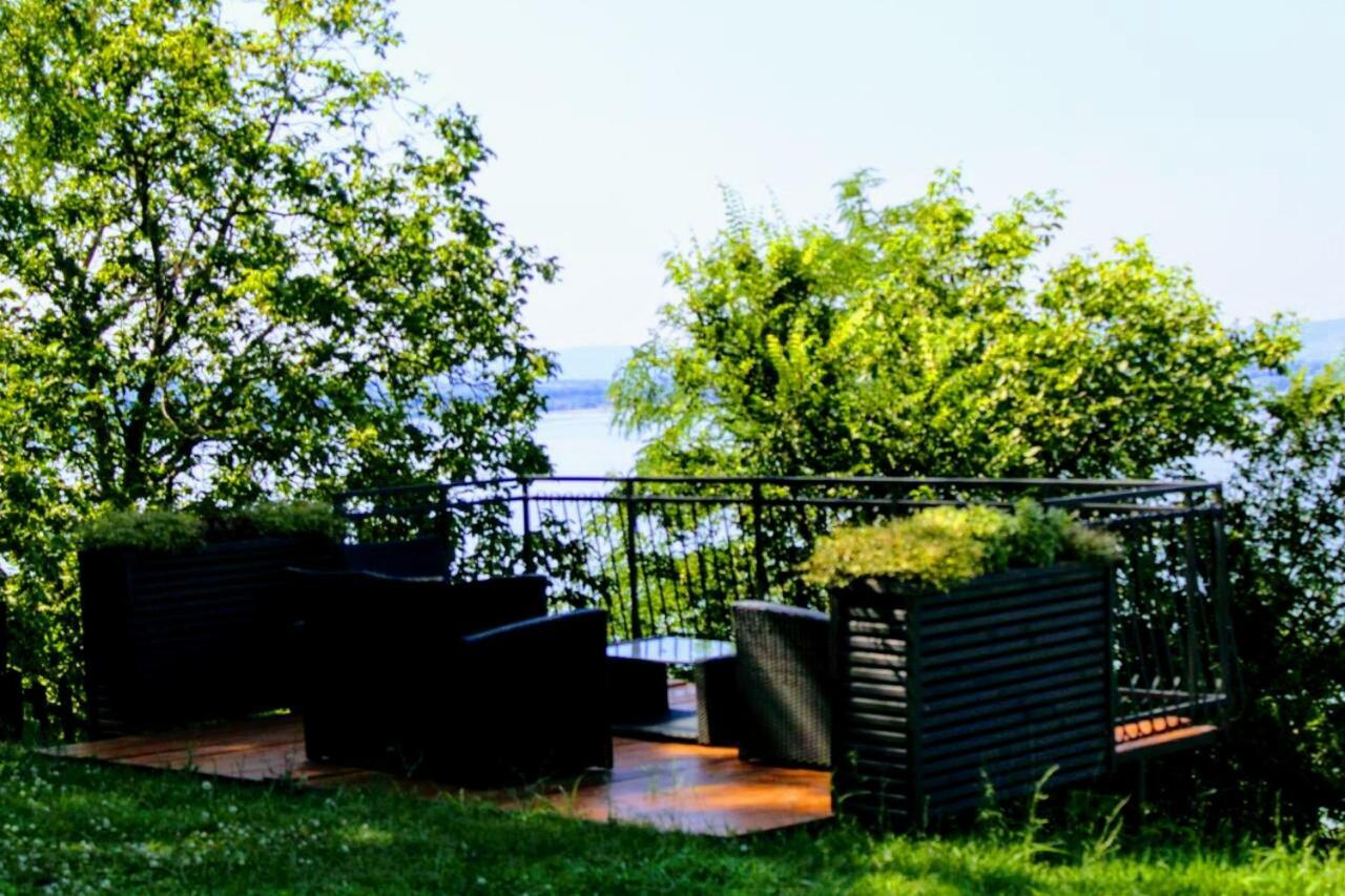 Carobni Breg Villa Galambóc Kültér fotó